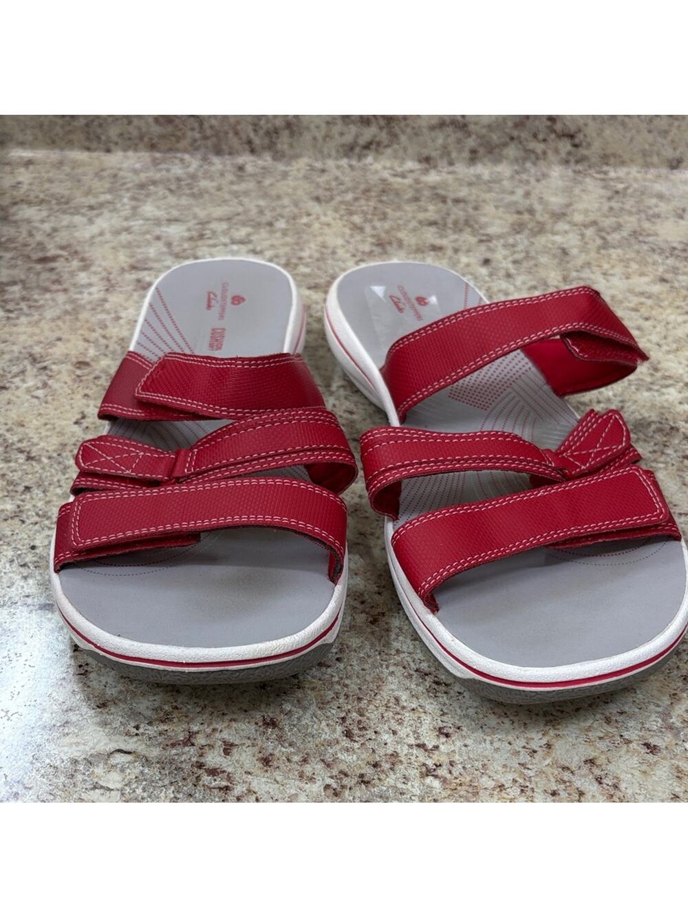 Cloudsteppers by Clarks women’s 9 red slip on strappy sandals shoes